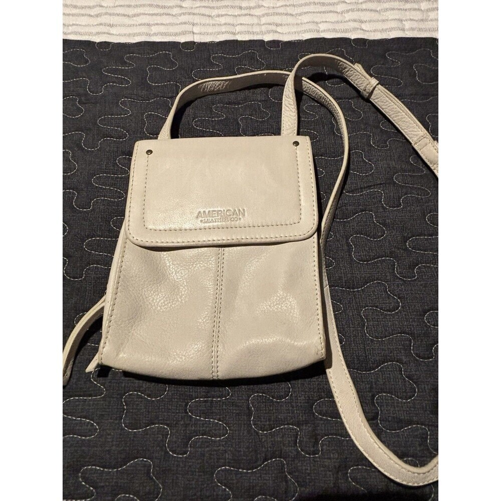 American Leather Co Kansas Leather RFID Crossbody Bag Multi Pocket Handbag Beige